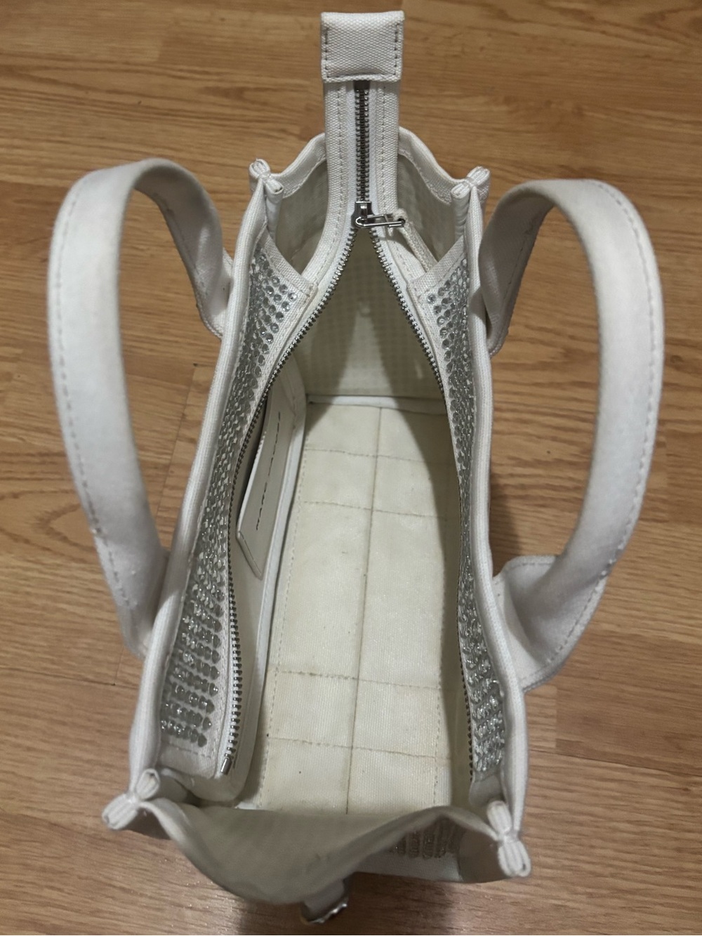 Marc Jacobs White Crystal-Embellished Tote - Picture 9 of 10